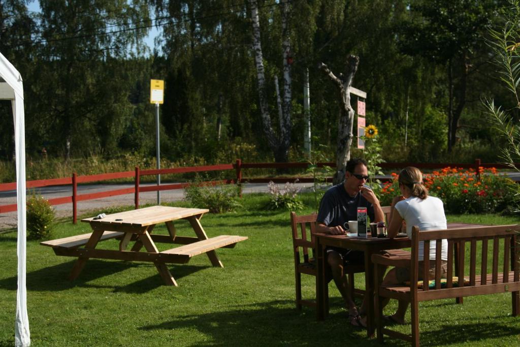 Bed & Breakfast Bjoerkhyddan Rumma Zewnętrze zdjęcie